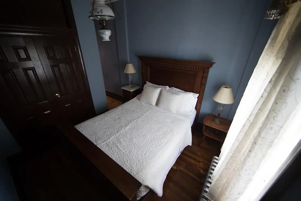 *** Bed & Breakfast Candy Hill Harlem United States